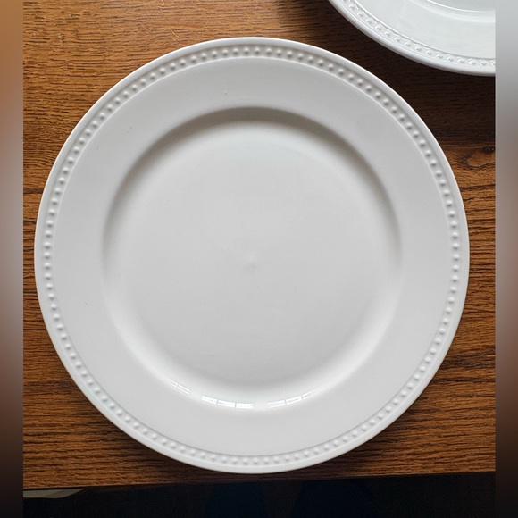 Studio Tu Fine Bone China Otella. ~11 inches set of 6 Plate Set - Picture 4 of 16